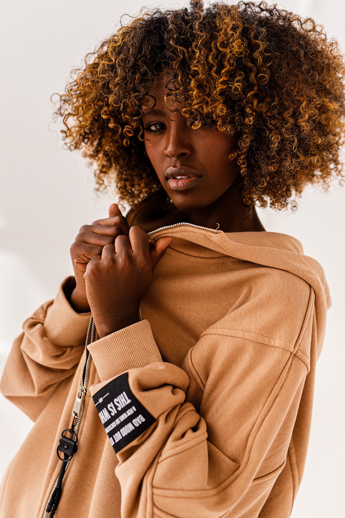 BLUZA OVERSIZE ELISA #MC CAMEL - obrazek 4