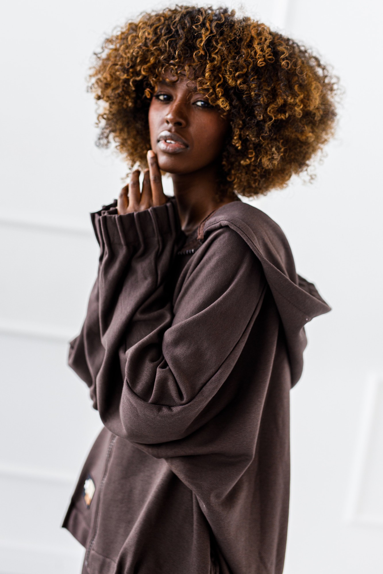 BLUZA OVERSIZE KARINA #MC CHOCOLATE - obrazek 3