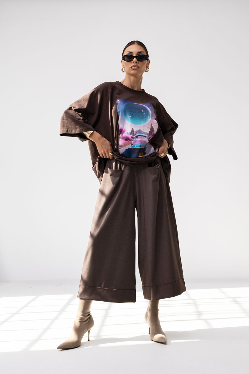 T-Shirt OVERSIZE CAR CHOCOLATE - obrazek 4